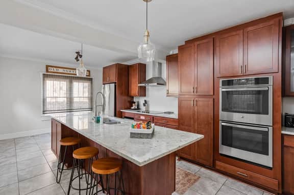1202 N. New Jersey