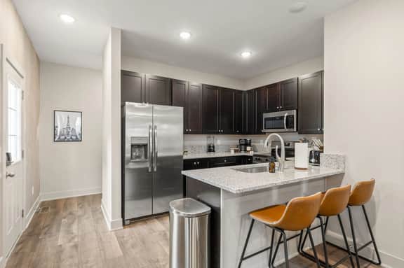 2833 Mac Pherson A