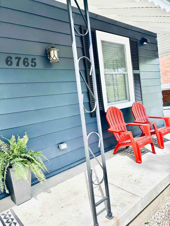 6765 Riverview Dr.
