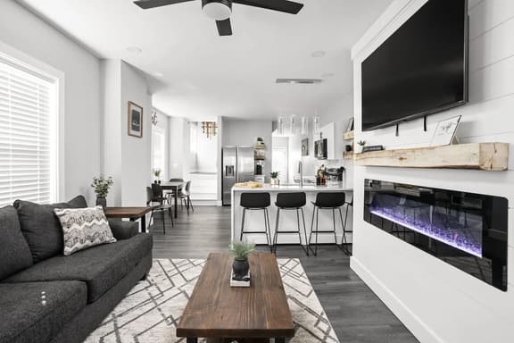 2834 N. Washington